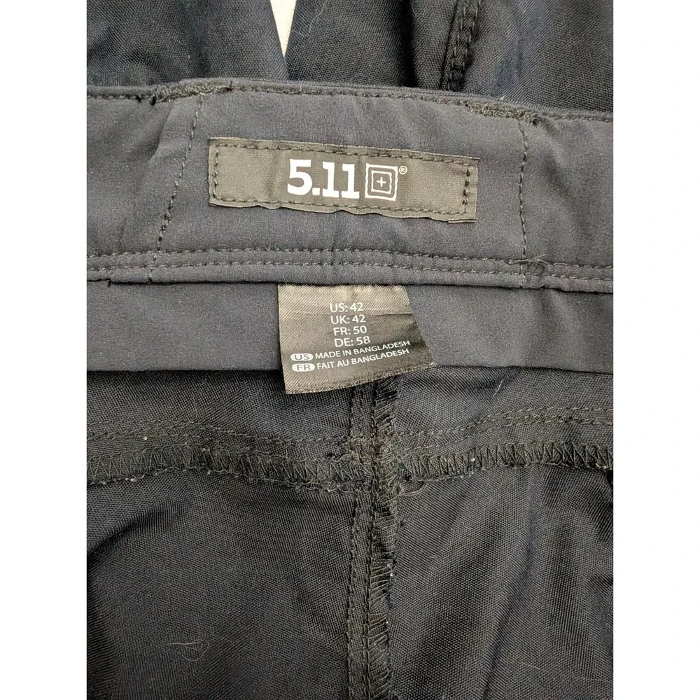 Men's 5.11 Tactical Shorts - Black - Size 42 - Utility Cargo Work Shorts